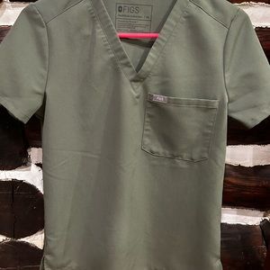FIGS scrub shirt